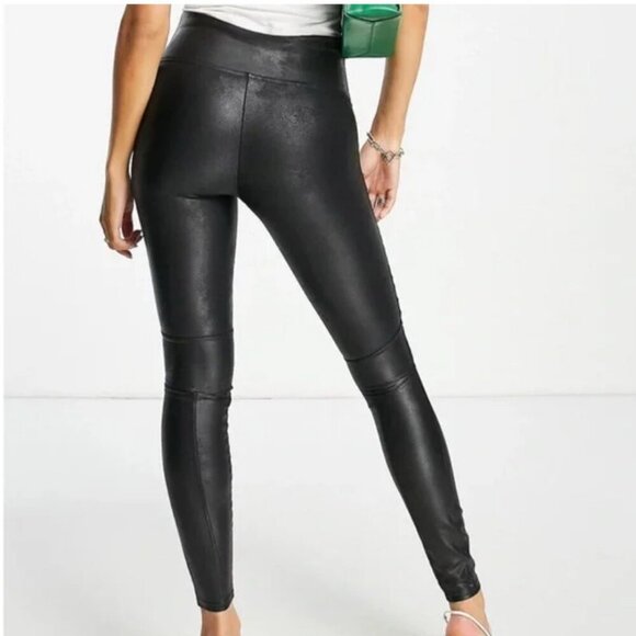 SPANX MOTO LEGGINS FAUX LEATHER HIGH WAIST SZ S PERFECT SHAPE BIKER GOTH CORE - Picture 3 of 16